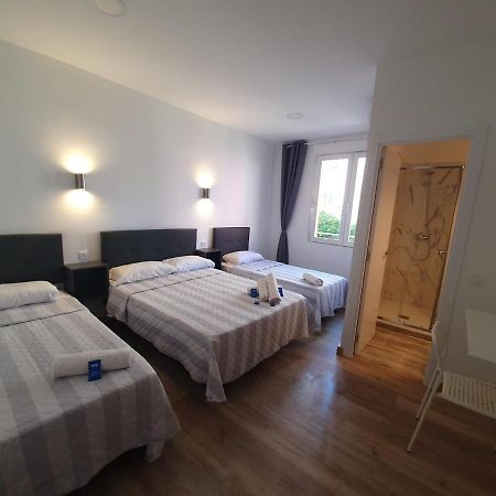 Hostal Vara Madrid Exteriér fotografie