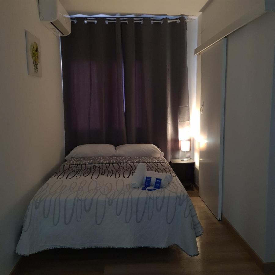 Hostal Vara Madrid Exteriér fotografie