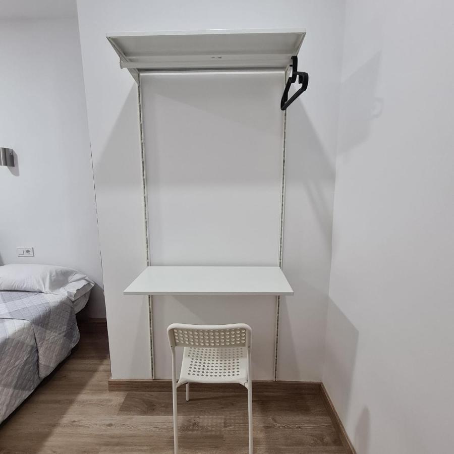 Hostal Vara Madrid Exteriér fotografie