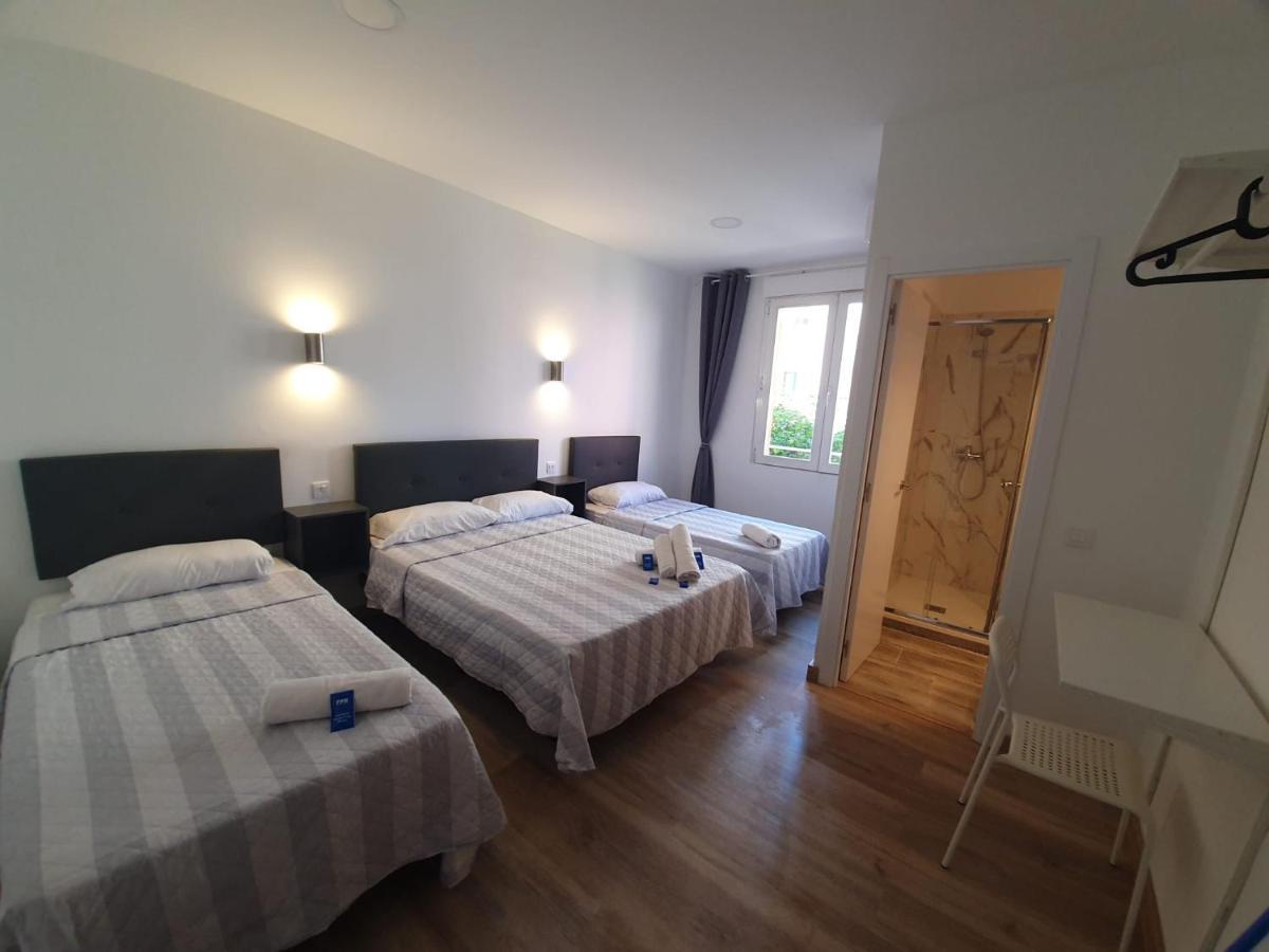 Hostal Vara Madrid Exteriér fotografie